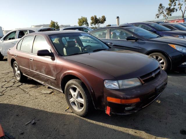 JN1CA21A9WT402719 - 1998 NISSAN MAXIMA GLE MAROON photo 4