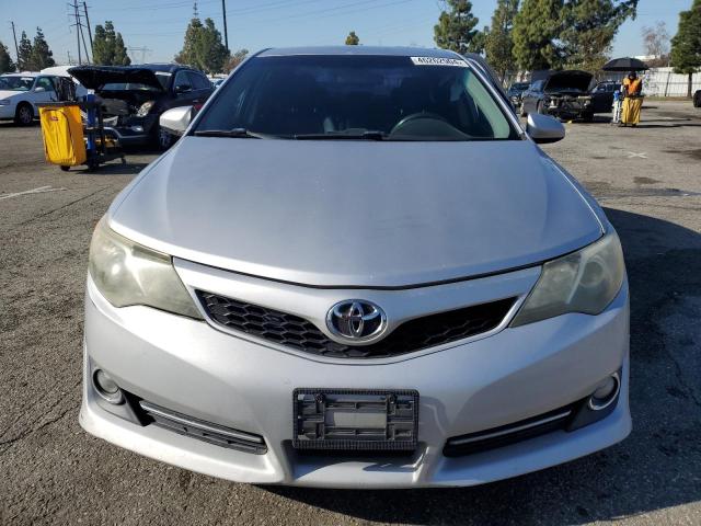 4T1BF1FK1EU387613 - 2014 TOYOTA CAMRY L SILVER photo 5