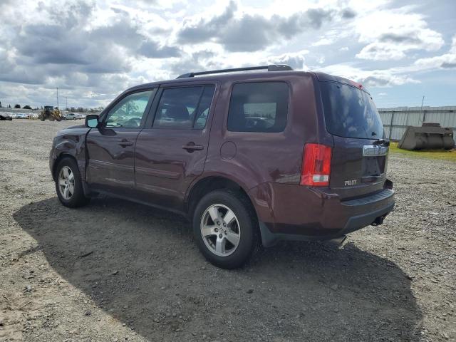 5FNYF4H40AB006609 - 2010 HONDA PILOT EX MAROON photo 2