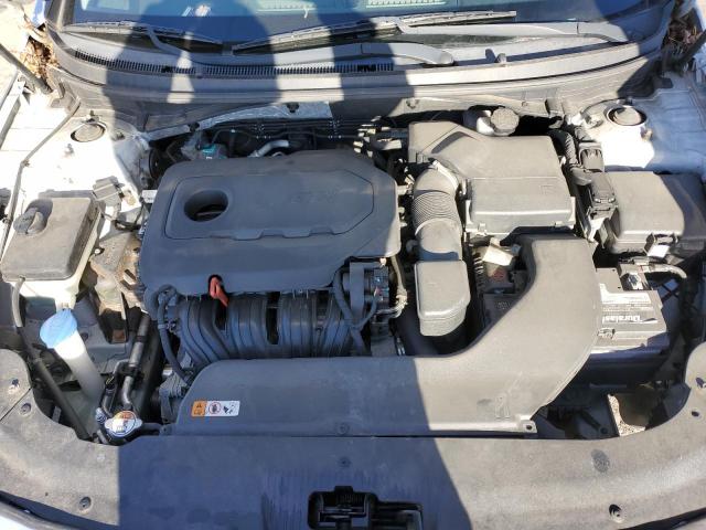 5NPE24AF6FH205540 - 2015 HYUNDAI SONATA SE SILVER photo 11