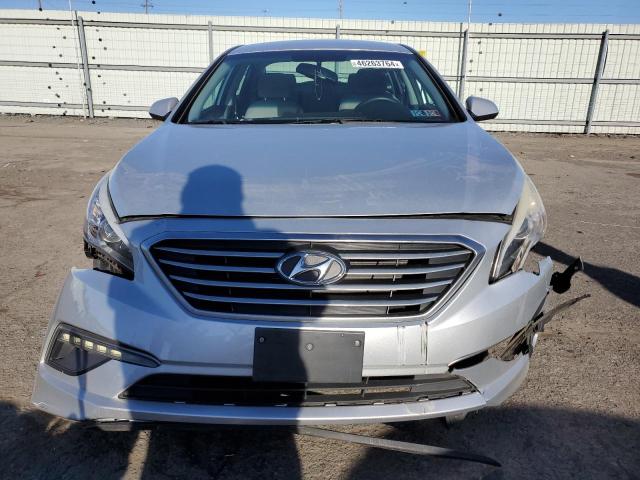 5NPE24AF6FH205540 - 2015 HYUNDAI SONATA SE SILVER photo 5