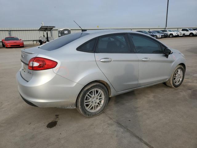 3FADP4BJ2DM174705 - 2013 FORD FIESTA SE SILVER photo 3