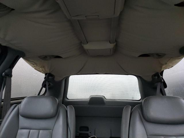 2C8GP54L25R168715 - 2005 CHRYSLER TOWN & COU TOURING 黑色 照片 10