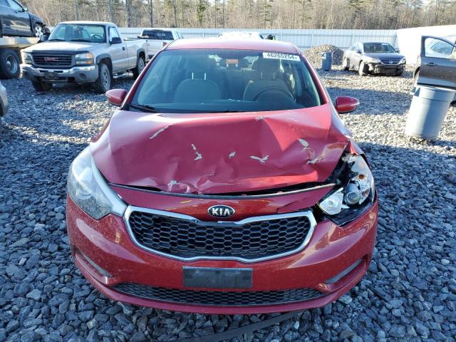 KNAFX4A68F5321938 - 2015 KIA FORTE LX RED photo 5