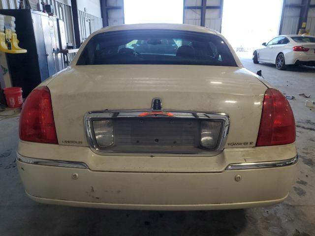 1LNHM83W84Y657766 - 2004 LINCOLN TOWN CAR ULTIMATE WHITE photo 6