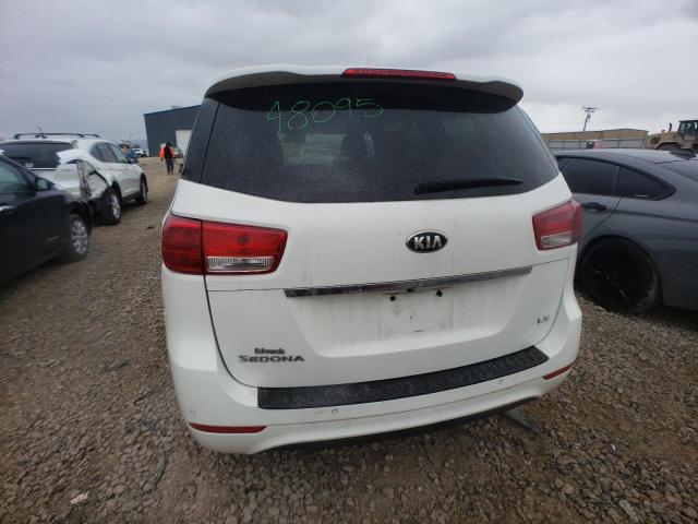 KNDMB5C15J6368301 - 2018 KIA SEDONA LX WHITE photo 6