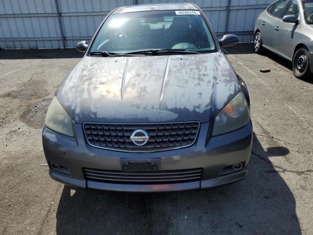 1N4BL11E85C306486 - 2005 NISSAN ALTIMA SE GRAY photo 5