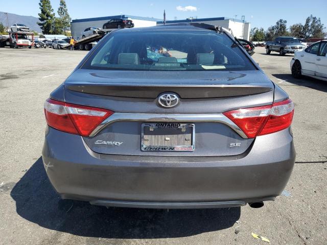 4T1BF1FK9HU672189 - 2017 TOYOTA CAMRY LE GRAY photo 6