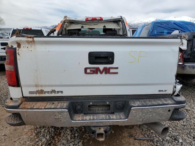 1GT12TEY7JF159532 - 2018 GMC SIERRA K2500 SLT WHITE photo 6