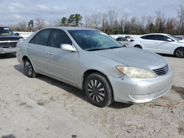4T1BE32K95U004974 - 2005 TOYOTA CAMRY LE SILVER photo 4