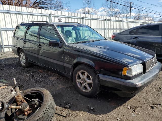 YV1LW5728V2324335 - 1997 VOLVO 850 T5 BLACK photo 4