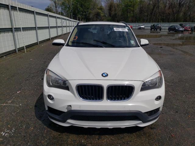 WBAVM1C57FV316740 - 2015 BMW X1 SDRIVE28I WHITE photo 5