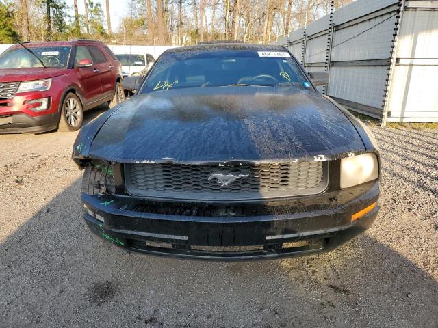1ZVFT80N675339822 - 2007 FORD MUSTANG BLACK photo 5