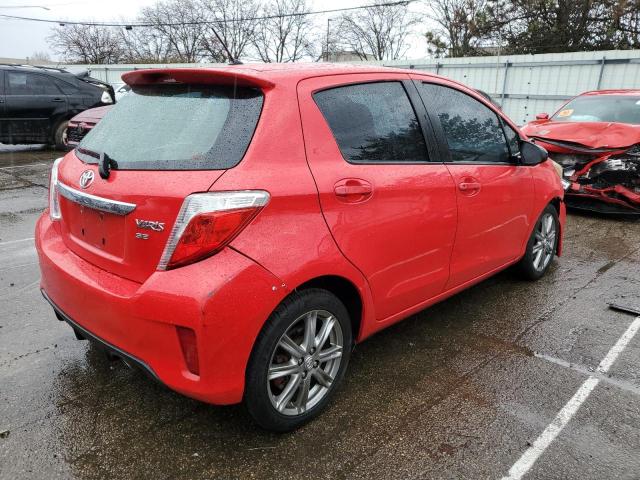 JTDKTUD32CD507961 - 2012 TOYOTA YARIS RED photo 3