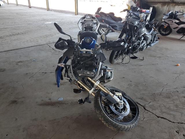 WB10A6105JZ656770 - 2018 BMW R1200 GS BLUE photo 2