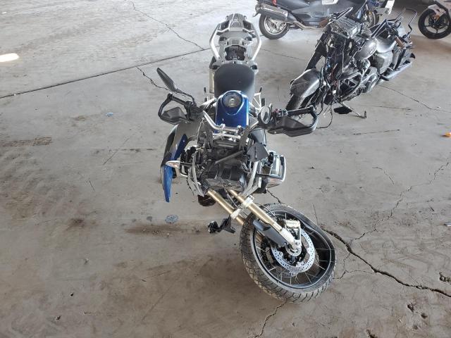 WB10A6105JZ656770 - 2018 BMW R1200 GS BLUE photo 5