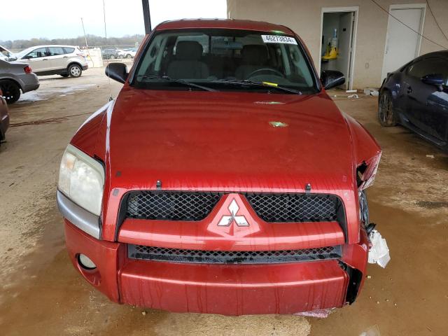 1Z7HC28K08S588322 - 2008 MITSUBISHI RAIDER LS RED photo 5