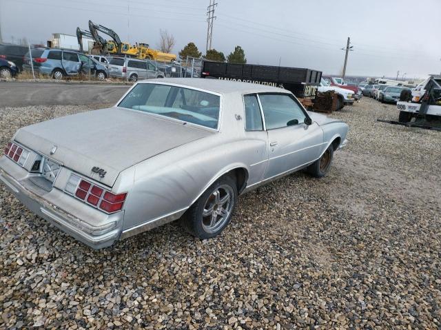 1Z37H9Z459826 - 1979 CHEVROLET MONTECARLO SILVER photo 4