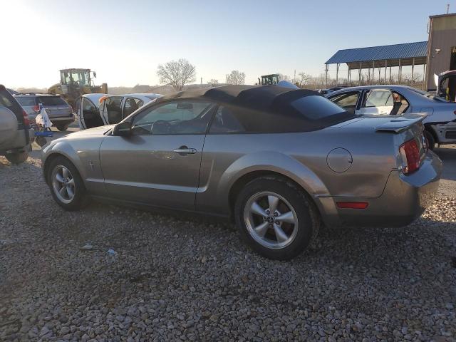 1ZVHT84N585159834 - 2008 FORD MUSTANG GRAY photo 2