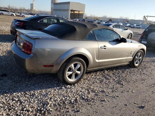 1ZVHT84N585159834 - 2008 FORD MUSTANG GRAY photo 3