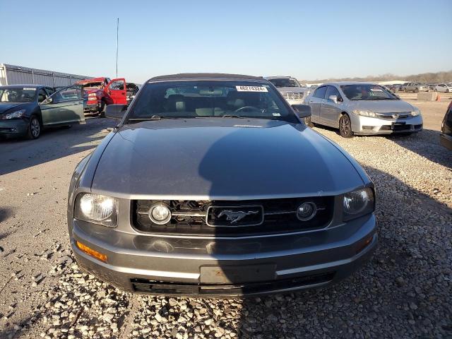 1ZVHT84N585159834 - 2008 FORD MUSTANG GRAY photo 5