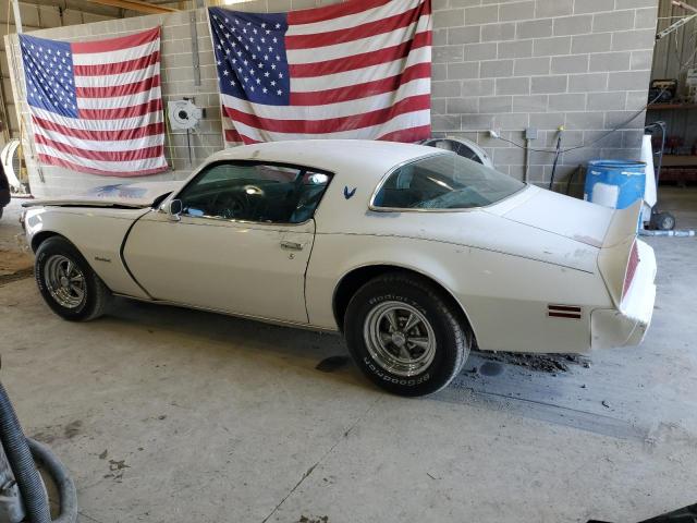 2T87Y9L167015 - 1979 PONTIAC FIREBIRD WHITE photo 2