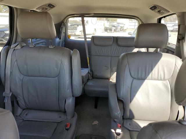 5TDZK22C18S118197 - 2008 TOYOTA SIENNA XLE GRAY photo 10