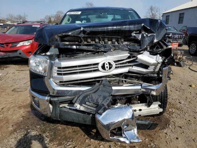 5TFCY5F16HX021182 - 2017 TOYOTA TUNDRA DOUBLE CAB SR/SR5 BLACK photo 5