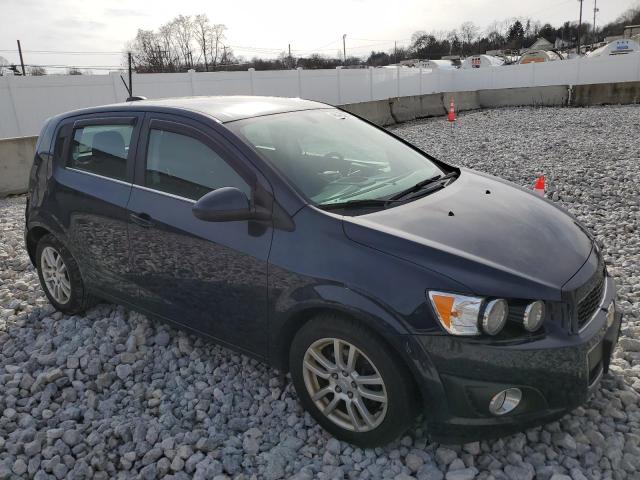 1G1JC6SH6F4169211 - 2015 CHEVROLET SONIC LT BLUE photo 4