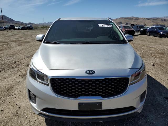 KNDMA5C11F6033756 - 2015 KIA SEDONA L SILVER photo 5