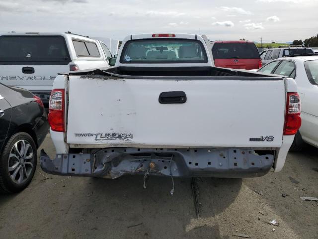 5TBJU321X6S469823 - 2006 TOYOTA TUNDRA WHITE photo 6