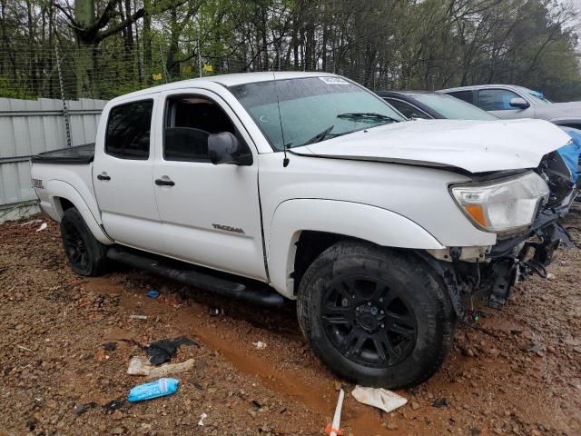 5TFJU4GN5FX072569 - 2015 TOYOTA TACOMA DOUBLE CAB PRERUNNER WHITE photo 4