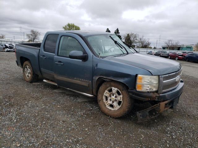 2GCEK133371664674 - 2007 CHEVROLET SILVERADO K1500 CREW CAB BLUE photo 4