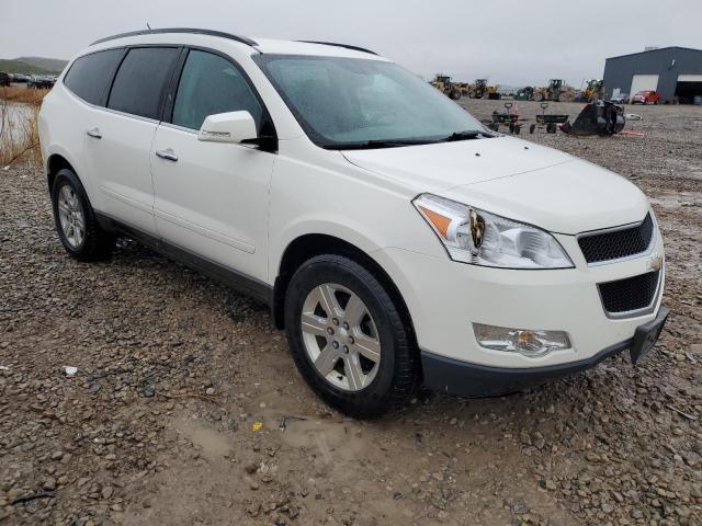 1GNKVJED0BJ239810 - 2011 CHEVROLET TRAVERSE LT WHITE photo 4