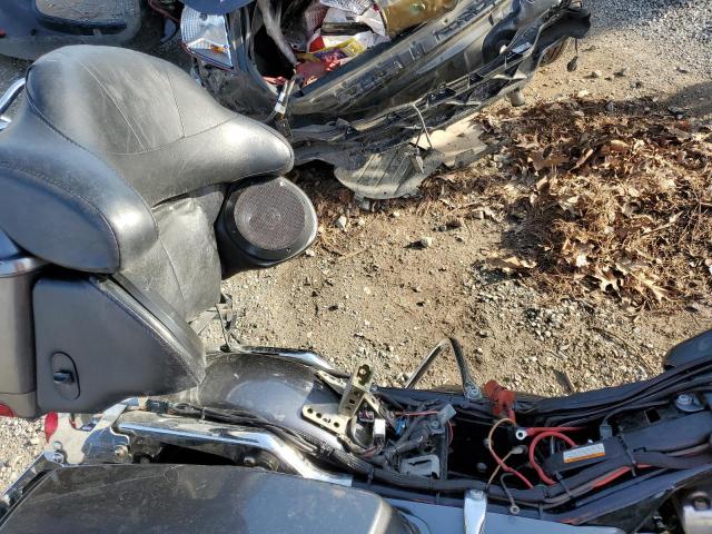 1HD1FC4167Y669228 - 2007 HARLEY-DAVIDSON FLHTCUI 黑色 照片 6