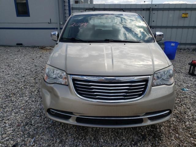 2C4RC1CG0ER300390 - 2014 CHRYSLER TOWN & COU TOURING L TAN photo 5