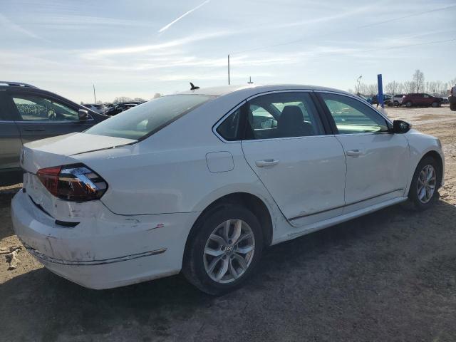 1VWAT7A32HC024160 - 2017 VOLKSWAGEN PASSAT S WHITE photo 3