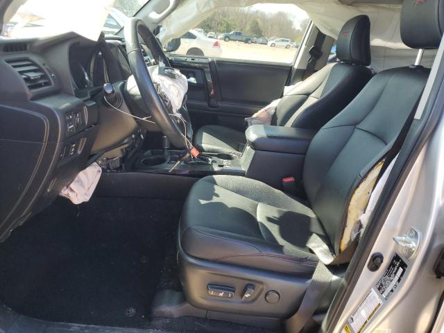 JTEBU5JR1J5573822 - 2018 TOYOTA 4RUNNER SR5/SR5 PREMIUM 银色 照片 7