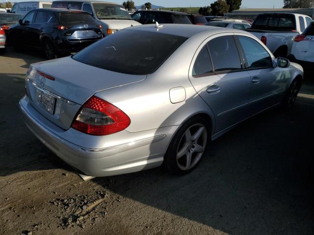 WDBUF56X59B424694 - 2009 MERCEDES-BENZ E 350 SILVER photo 3