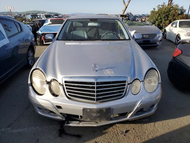 WDBUF56X59B424694 - 2009 MERCEDES-BENZ E 350 SILVER photo 5