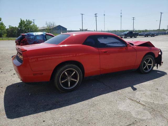 2B3CJ4DV4AH130546 - 2010 DODGE CHALLENGER SE RED photo 3