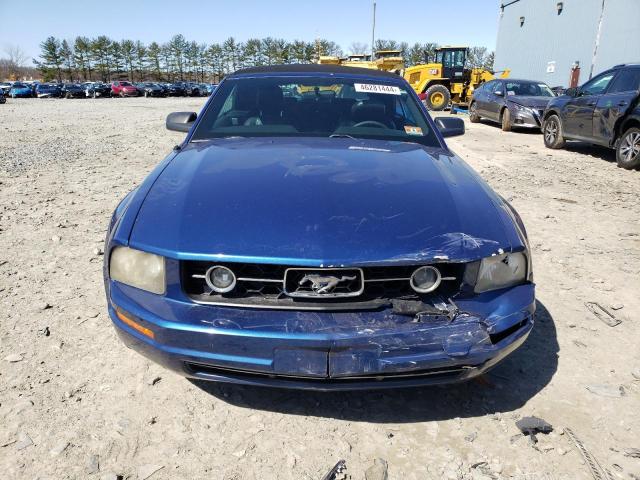 1ZVFT84NX75332981 - 2007 FORD MUSTANG BLUE photo 5