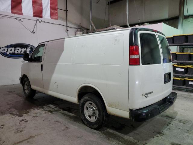 1GCWGAFP0K1367509 - 2019 CHEVROLET EXPRESS G2 WHITE photo 2