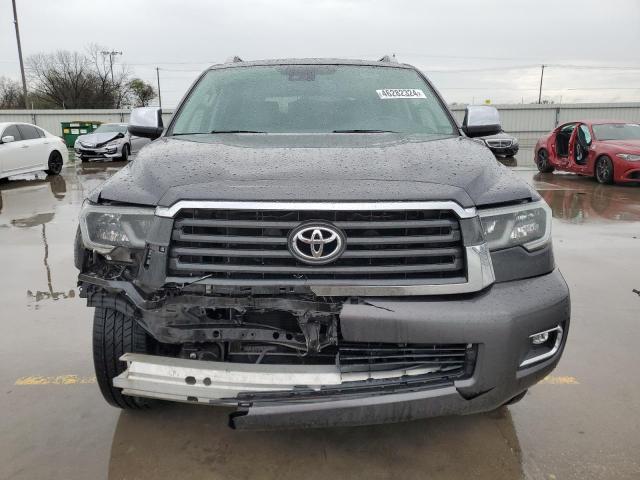 5TDKY5G12JS072099 - 2018 TOYOTA SEQUOIA LIMITED GRAY photo 5