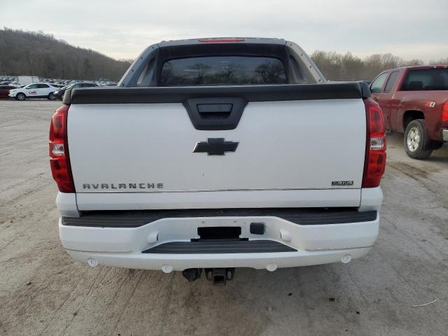 3GNFK22079G188528 - 2009 CHEVROLET AVALANCHE K1500 LT WHITE photo 6