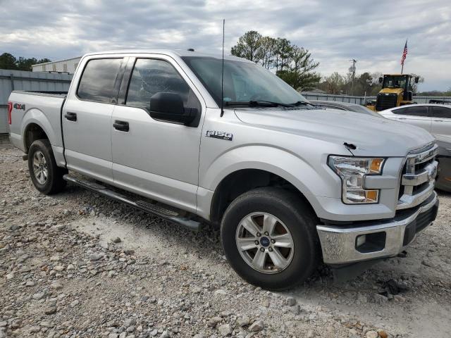 1FTEW1EF6HKD33827 - 2017 FORD F150 SUPERCREW SILVER photo 4