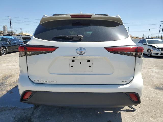 5TDHZRAH1MS514573 - 2021 TOYOTA HIGHLANDER XLE WHITE photo 6
