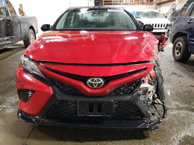 4T1NZ1AK7LU036942 - 2020 TOYOTA CAMRY TRD RED photo 5