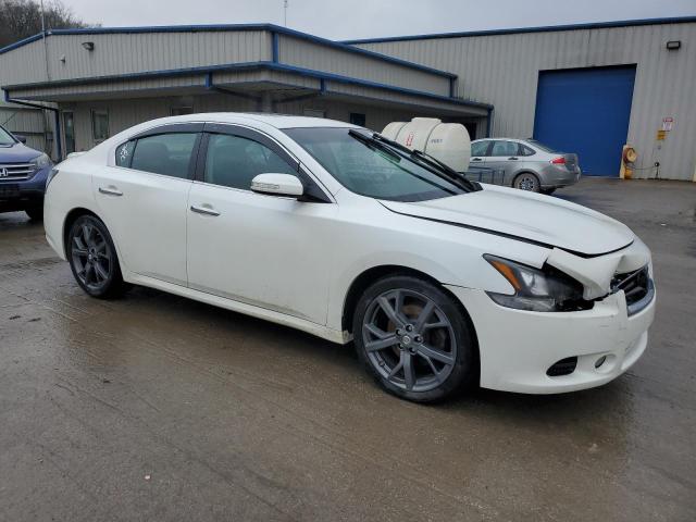 1N4AA5AP9EC461297 - 2014 NISSAN MAXIMA S WHITE photo 4