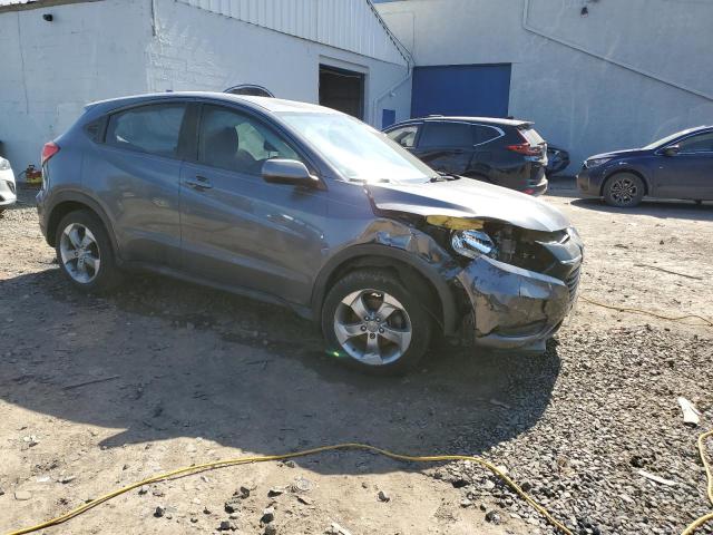 3CZRU5H38HM725775 - 2017 HONDA HR-V LX SILVER photo 4